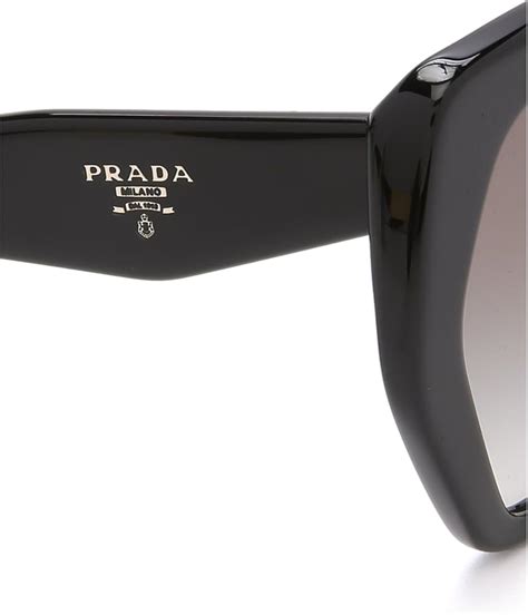 como saber si unos lentes prada son originales|unas gafas de prada.